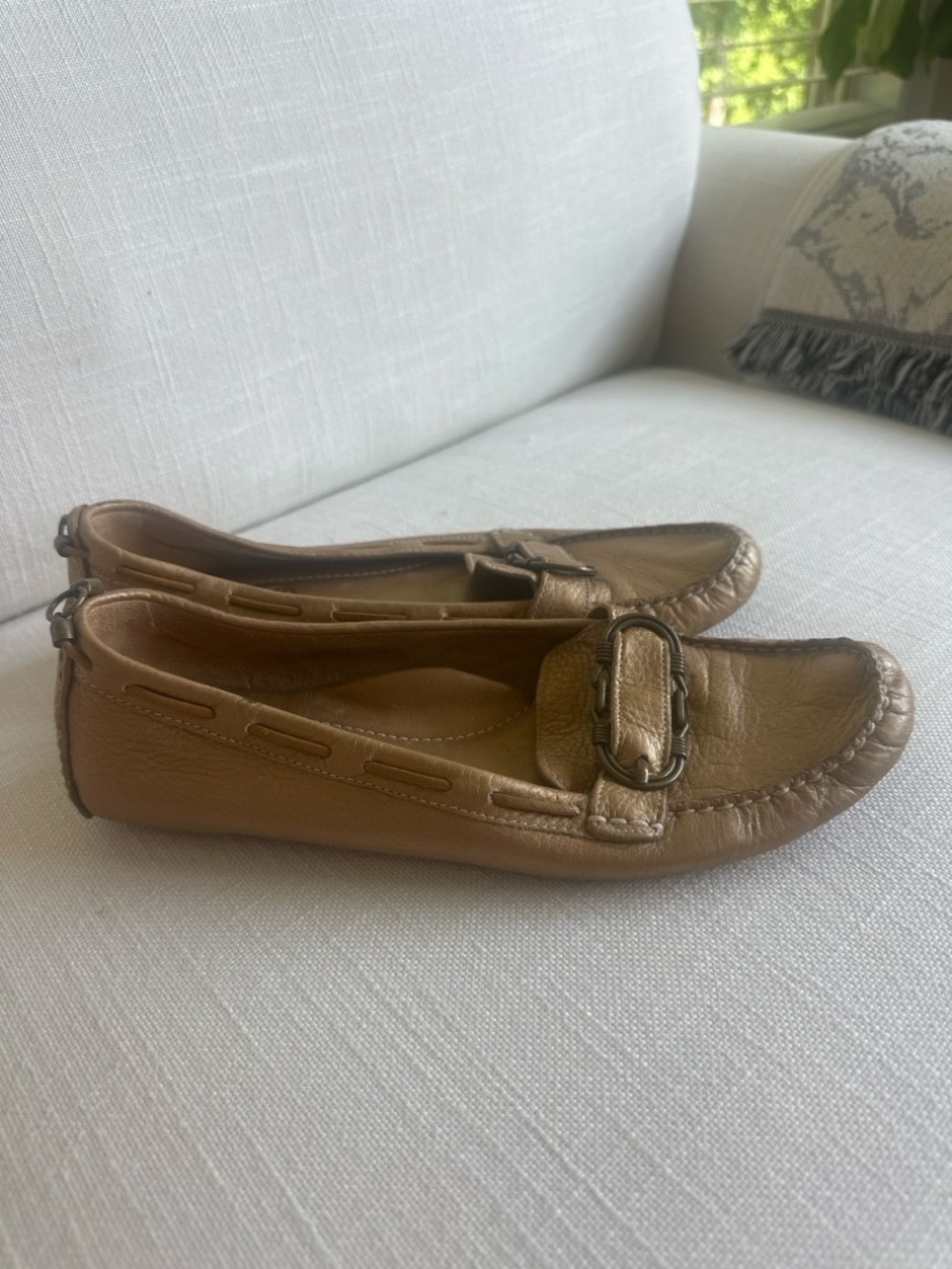 Cole Haan Gold Leather Driving Loafers Women’s Size 9.5 Slip On Moccasins - Picture 3 of 8